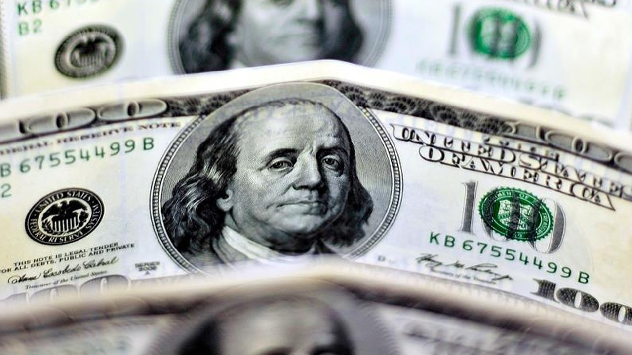 Dolar 19.85 ile yeni zirvesini gördü