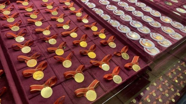 Altının onsu kritik seviyeyi gördü, gram altında yeni rekor