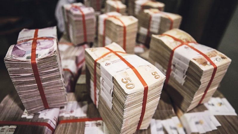 Bankacılık sektörünün kredi hacmi 10,9 trilyon lira oldu