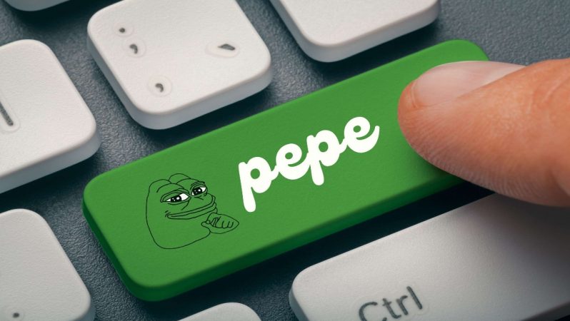 Bitcoin sallandı: Pepe (PEPE) dayanamadı!