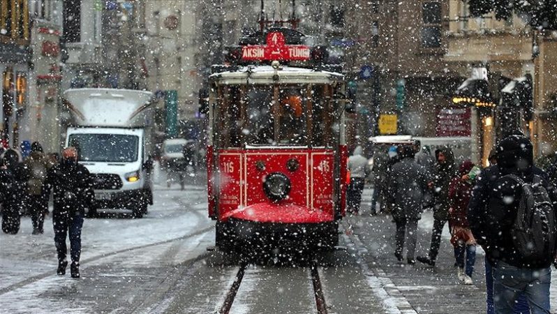 İstanbul’da okullar tatil edildi