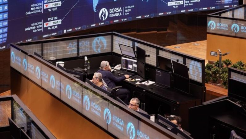 Borsanın sert düştüğü Cuma günü 32 şirket geri alım yaptı