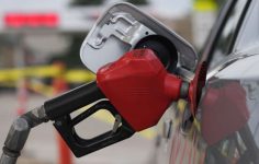 Benzine zam yapıldı
