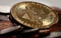 Bitcoin 100 bin dolar eşiğini aştı