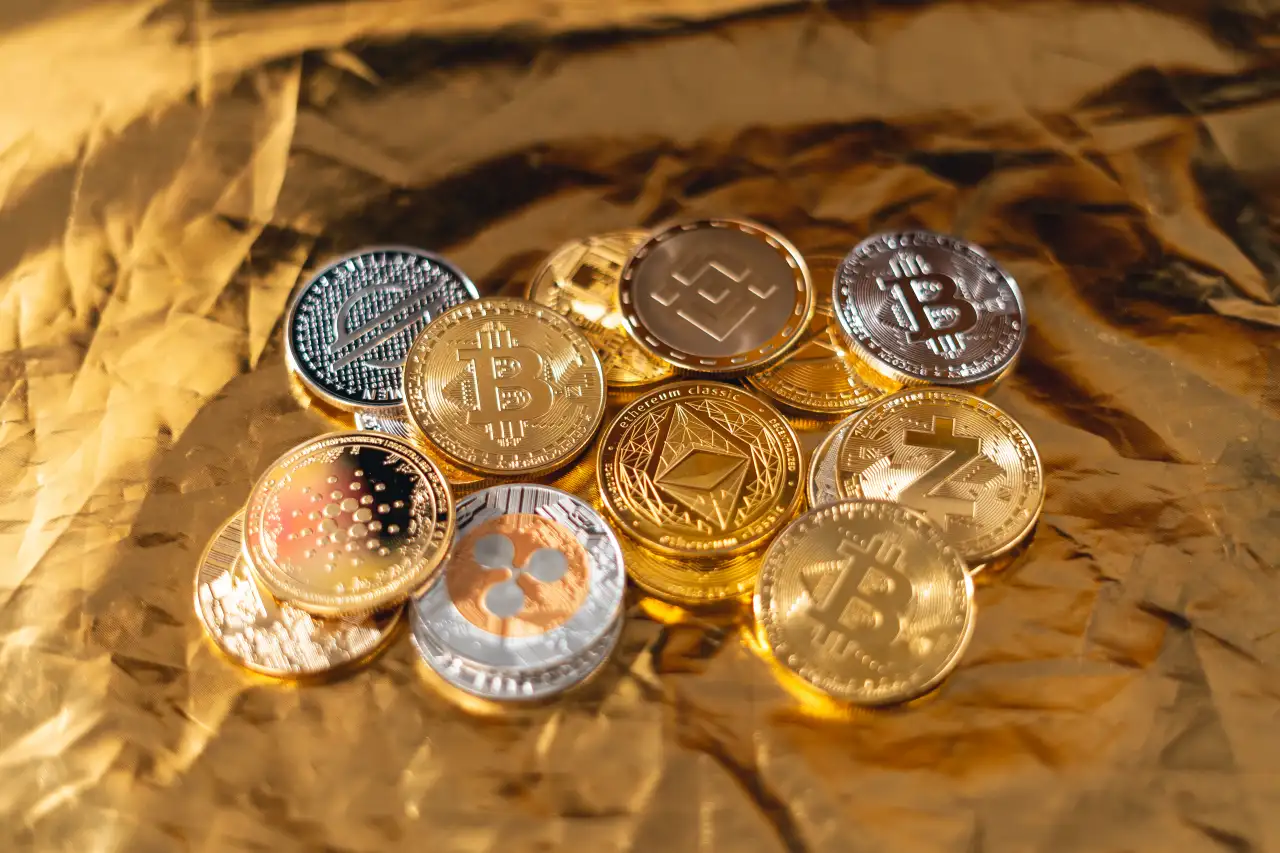 BTC’deki yükselişe ayak uyduran 5 altcoin