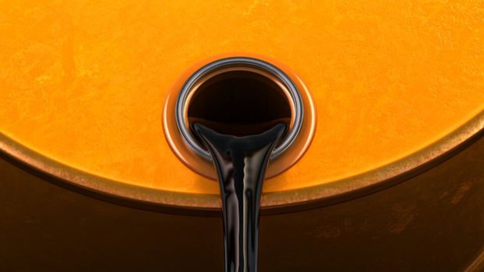 UEA petrol talebi öngörüsünü revize etti
