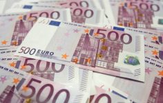 Hazine’nin euro tahviline talep üç katı aştı