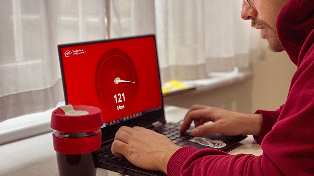 Vodafone’dan fiberde Türkiye rekoru: 100G PON ile saniyede 121 gigabit