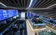 Yurt dışı yerleşikler hissede alım yaptı