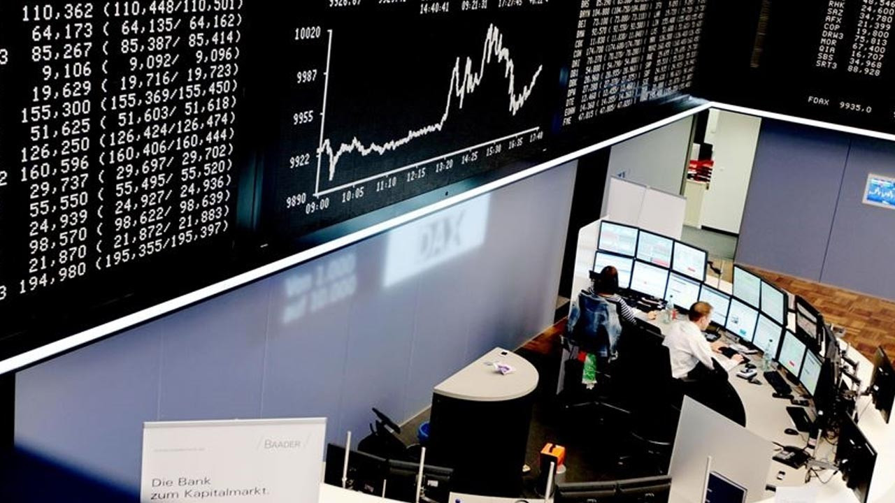 Avrupa Piyasalarda Ticaret Görünümü: Endeksler ve Dolar/EUR Dengesi