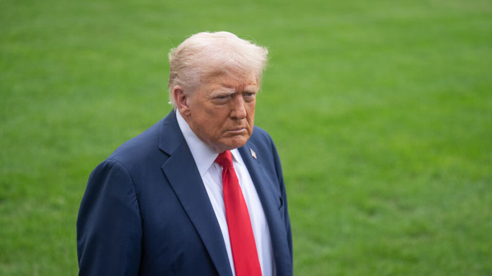 Çin’e Karşı %100 Ek Vergi: Trump’ın Nadir Toprak Stratejisi ve Küresel Ticaretin Kırılgan Anları
