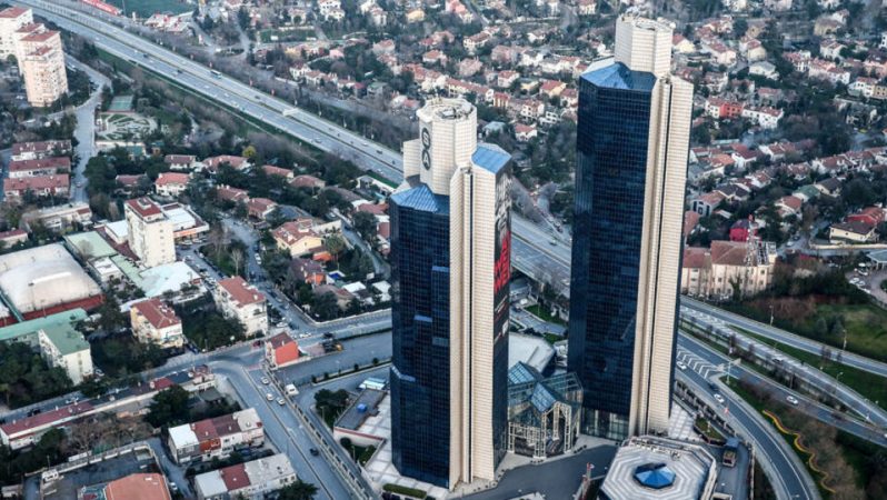 Sabancı Topluluğu ve Vakfı: İnsan Yatırımıyla Geleceği Şekillendiren Adımlar