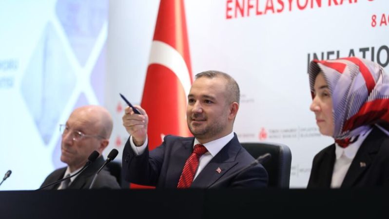 TCMB Başkanı Karahan: Makroekonomide Veriler Arasında Tutarlı Bir Dengeye Ulaşmanın Yolu