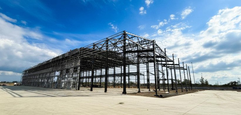 Vekon’un Türkiye’de 75 Günde Yükselen Çelik Etkinlik Alanı: Hibrit Sistemle Hızlı Montaj ve Ekobord Dokular