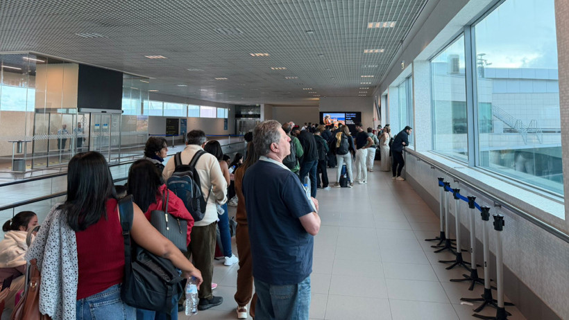 İnsiyatifli Grev Dalgası: Avrupa Havalimanlarında Noel Yoğunluğu Öncesi İşçi Eylemleri