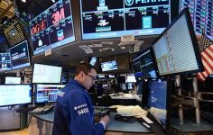 Piyasalar Noel Sonrası Dalgayı Yavaşlatıyor: Dow Jones ve Nasdaq Geriledi, Nvidia Güç Kaynağıyla Öne Çıktı