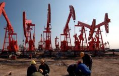 Ukrayna Barış Görüşmeleri ve Küresel Petrol Piyatlarındaki Belirsizlikler