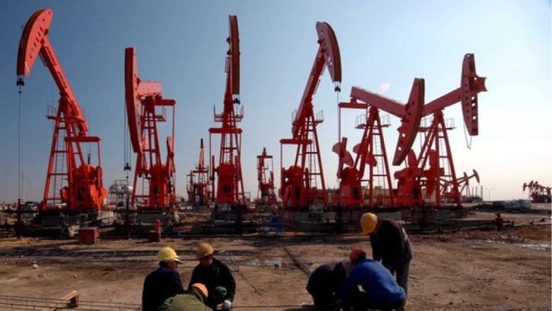 Ukrayna Barış Görüşmeleri ve Küresel Petrol Piyatlarındaki Belirsizlikler