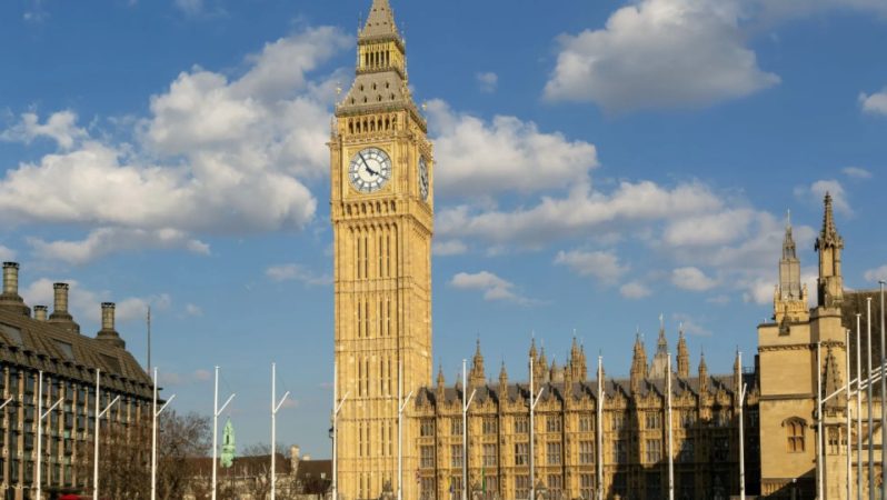 İngiltere Hükümeti ve Uluslararası Hukuk: Venezuela Olayında Çin ve Rusya İçin Uyarılar