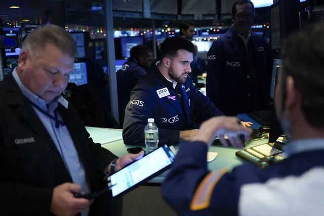 Yıllara Göre Değişim Grafiği: 2005–2025 Finansal Dalgalanmalar