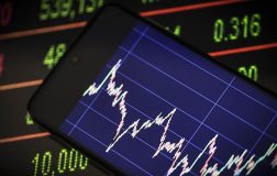 Avrupa Borsaları ve Dolar/Avro Kuru: Günün Geniş Özeti