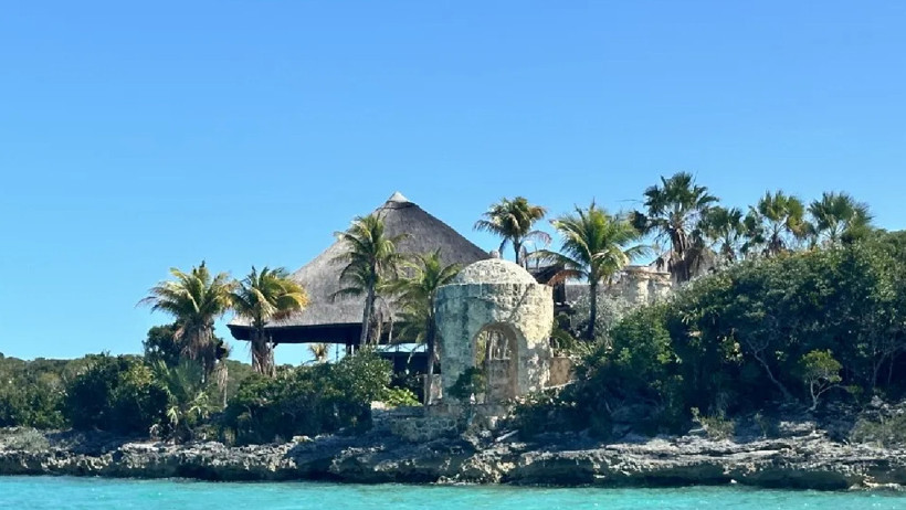 Crab Cay: Exuma Takımadaları’ndaki 250 Dönümlük Özel Ada ve 125 Milyon Dolarlık Yatırım Hikayesi
