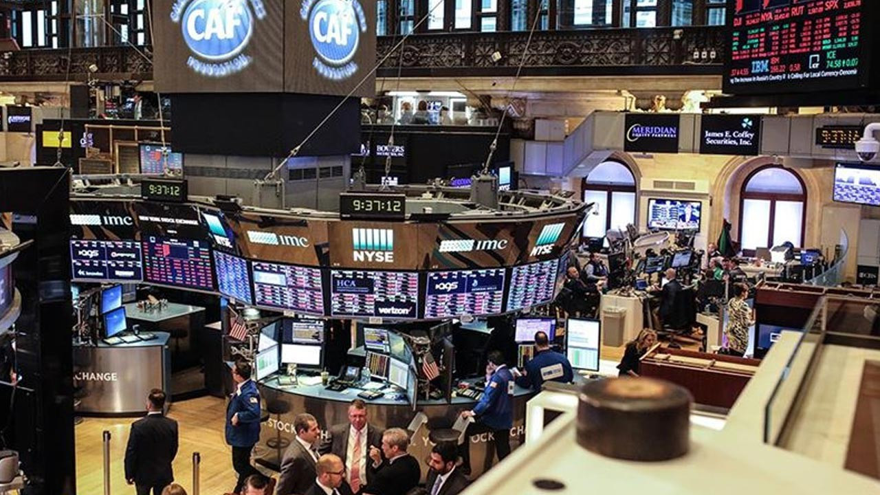 Dow Jones Düşüşle Başladı: Piyasalarda Fed ve Borç Gibi Tema Beklentileri Öne Çıkıyor
