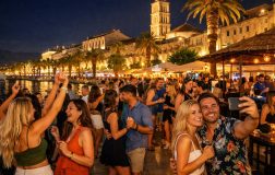 Split’te Gece Alkol Satışına Kısıtlama: Turizm ve Güvenlik İçin Yeni Bir Dönem
