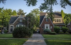 ABD Ulusal ve 20-Kent Konut Fiyat Endeksi: Ocak Ayı Değişimleri ve Zirve-Kritik Dengesizlikler