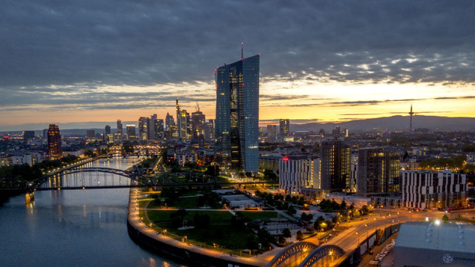 Avrupa Merkez Bankası Politikası ve Enflasyon Riskleri Üzerine Güncel Uzman Görüşleri