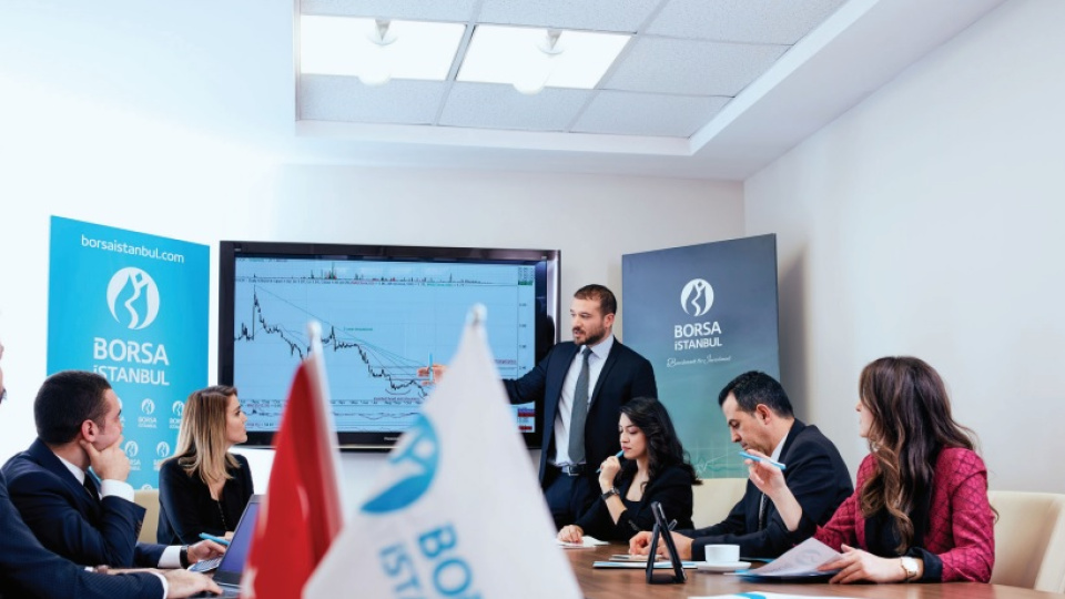 Bloomberg Businessweek Türkiye ile Değişen Finansal Perspektifler ve İçerik Yeniliği