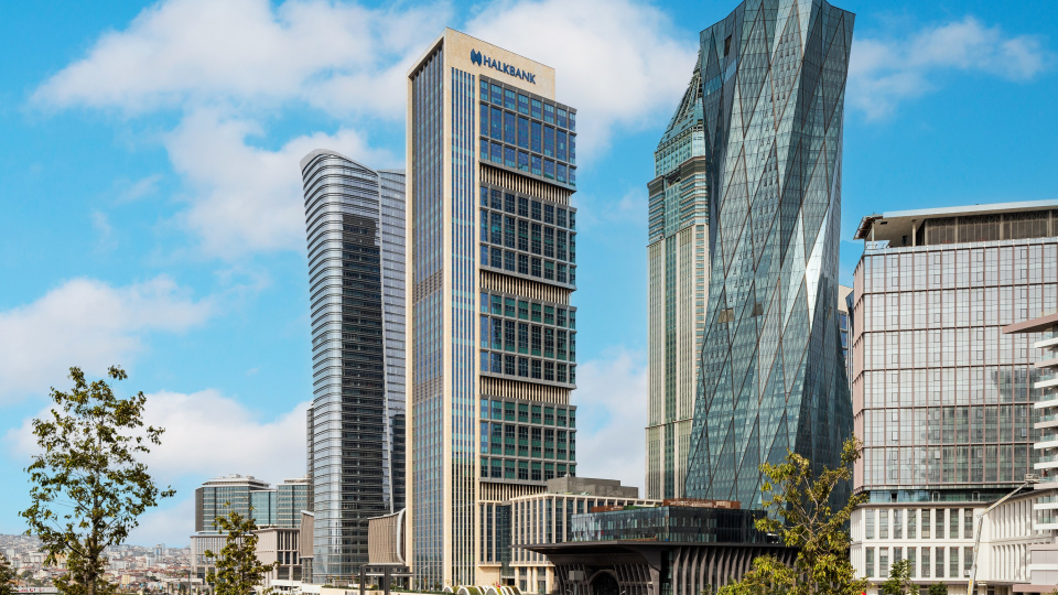 Halkbank’ın Uzlaşmasıyla Yurt Dışı Finansman Olanakları ve ABD Davasının Çözümünün Hisse Senedi Etkisi