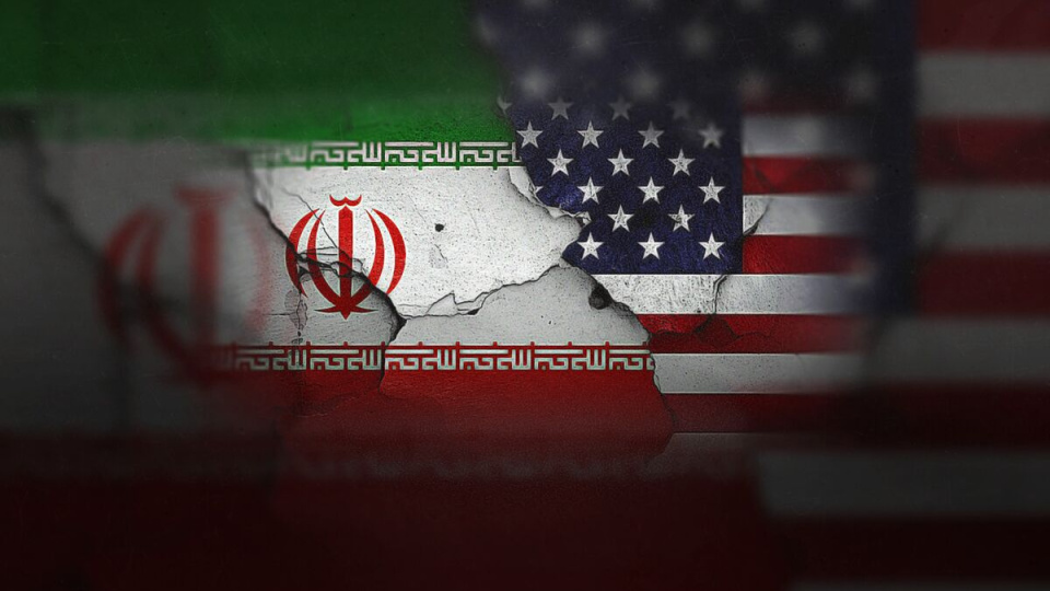 Harg Adası ve Petrol Politikası Üzerine İki Liderin İtirafları: Amerikan Birleşik Krallık ve İran Arasındaki Gerginlik