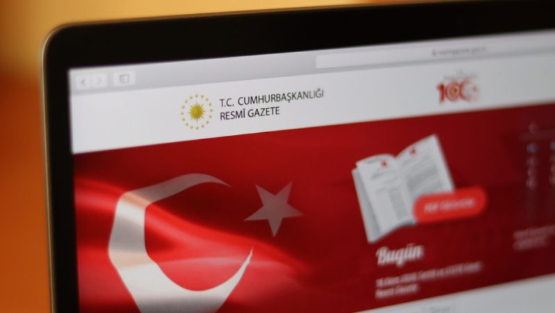 Kararlar, Yönetmelikler ve İlanlar: Kamu Hukuku Belgelerinin Yeniden Sunumu