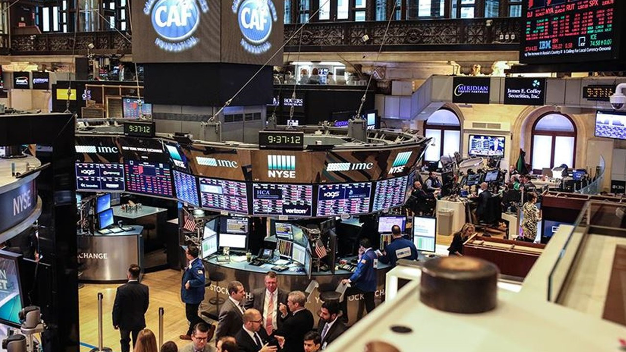 Küresel Piyasalar Haftaya Pozitif Başlasa da Enerji ve Fed Beklentileri Takip Ediliyor