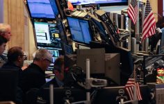 Piyasalar Karışık Seyrini Sürdürüyor: Enflasyon Verileri ve Jeopolitik Gündem Dikkat Çekiyor