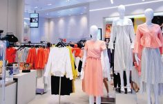 Ramazan Bayramı Öncesi Hazır Giyim Piyasasında Talep Değişimi ve Online Kanalların Öne Çıkışı