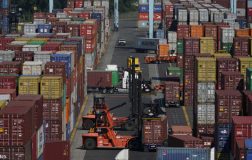 Türkiye Şubat Dış Ticaret Verileri: İhracat ve İthalatta Yeni Denge, Altın ve Enerji Dışında Görünüm