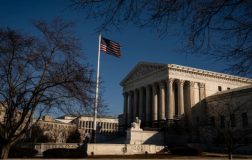 ABD Yüksek Mahkemesi’nde Doğum Yoluyla Vatandaşlık Tartışması ve GöçmenlikPolitikasına Yansımalar