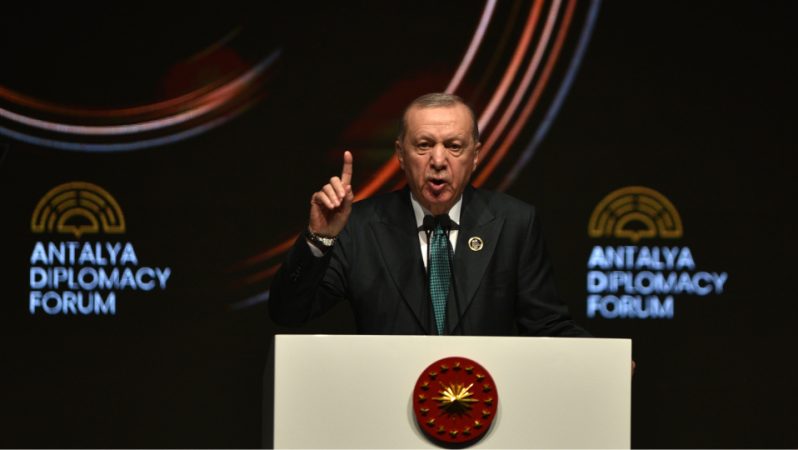 Antalya Diplomasi Forumu 2026: Erdoğan’ın Çok Yönelli Görüşmeleri ve Bölgesel İşbirliği Vurgusu