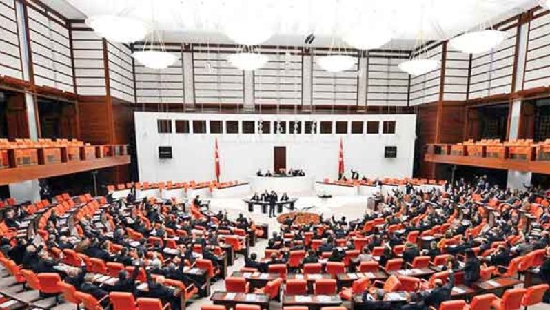 Gündem Özeti: Politikadan Ekonomiye ve Uluslararası Gelişmelere Güncel Bakış