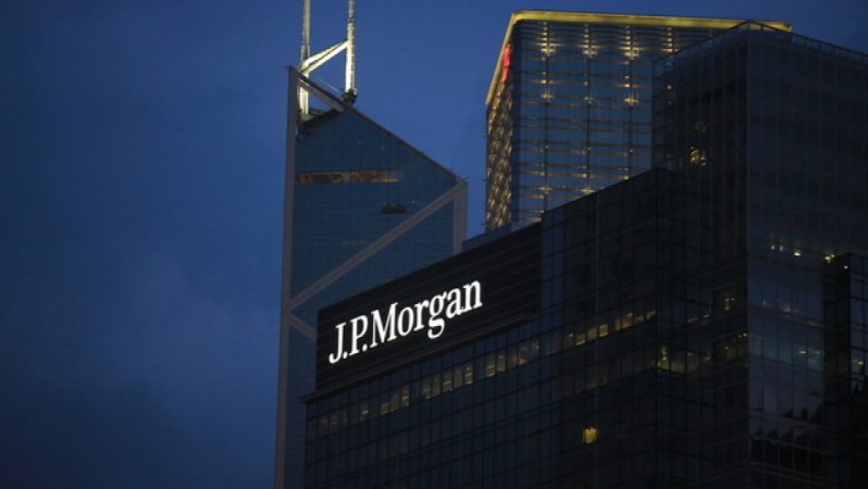 Hurmuz Boğazı Krizi ve Benzin Fiyatlarına Olası Etkileri: JPMorgan Analitiğinin Öngörüleri