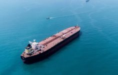 Hürmüz Boğazı’nda İskeleler Hedef Alındı: İran Yetkilileri Saldırıları Doğruladı