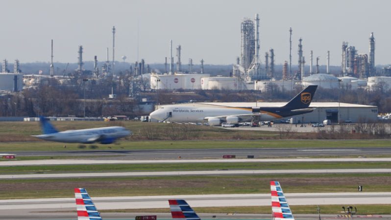 IndiGo’nun Yeni CEO’su Walsh: Petrol Akışı ve Jet Yakıtı Fiyatlarında Belirsizlikle Gelen Zorluklar