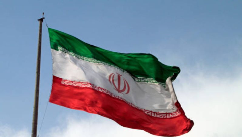 İran İçin Ateşkesin Uzaması, Maslahat İçin Uygun Değil: Muhsin Rızayi’nin Değerlendirmesi