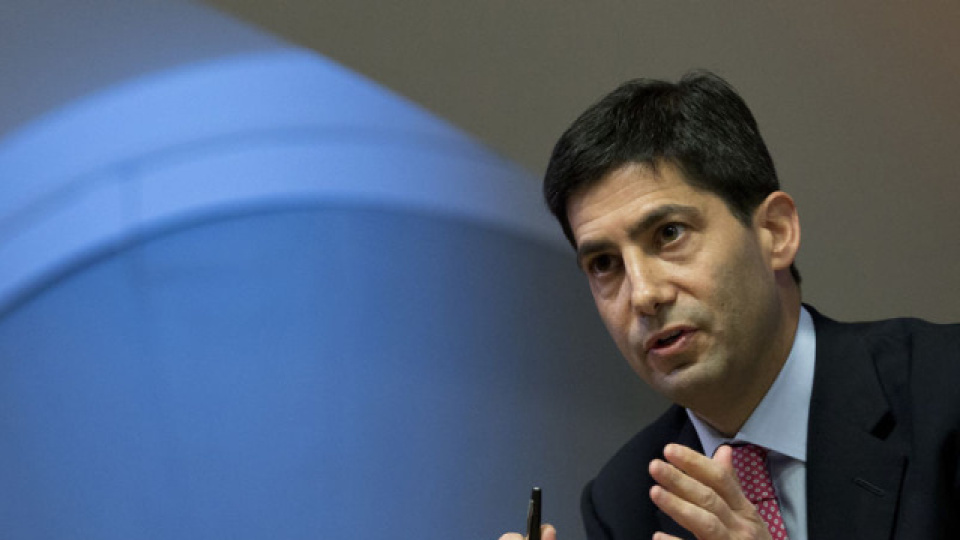 Kevin Warsh’ın Senato Onayı İçin Belge Takip Süreci ve Erteleme Haberleri