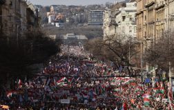 Macaristan’daki Finansal İyileşme: Pazar Gündeminde Tisza Zaferi ve Forint İçin Kritik Seviyeler