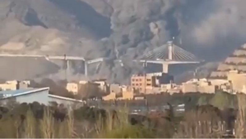 Tahran-Karaj Köprüsü Üzerindeki Saldırılar: Bölgesel Yol Ağını ve Askeri Tedarik Hatlarını Etkileyen Gelişmeler