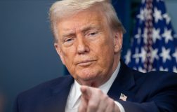 Trump’ın İran Krizi Üzerindeki Baskıyı Artırma Perspektifi ve İslamabad Zirvesi Öncesi Gelişmeler