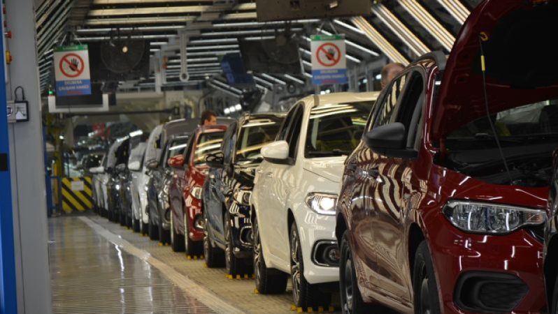 Türkiye Otomotiv Pazarı: İlk Çeyrek Verileri ve Dış Etkenlerin Etkisi